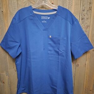 Fabletics Men's Large Blue V-Neck Scrub Shirt Like New 1 Pocket